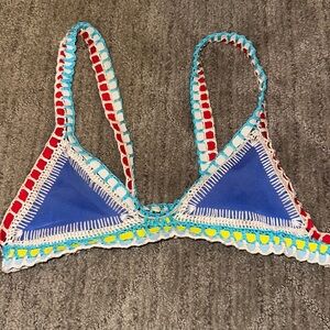 Kiini bikini top